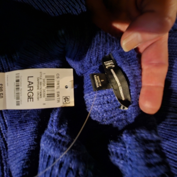 NWT INC International Concepts  cold shoulder sweater - Picture 4 of 7